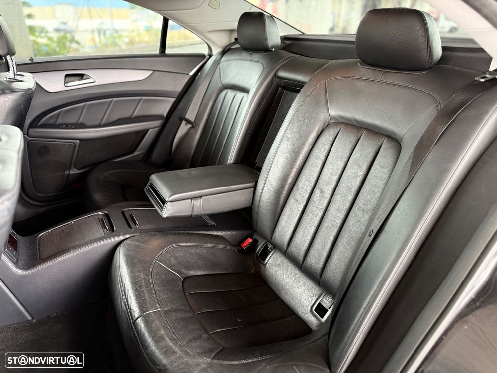 Mercedes-Benz CLS 350 CDi BlueEfficiency - 12