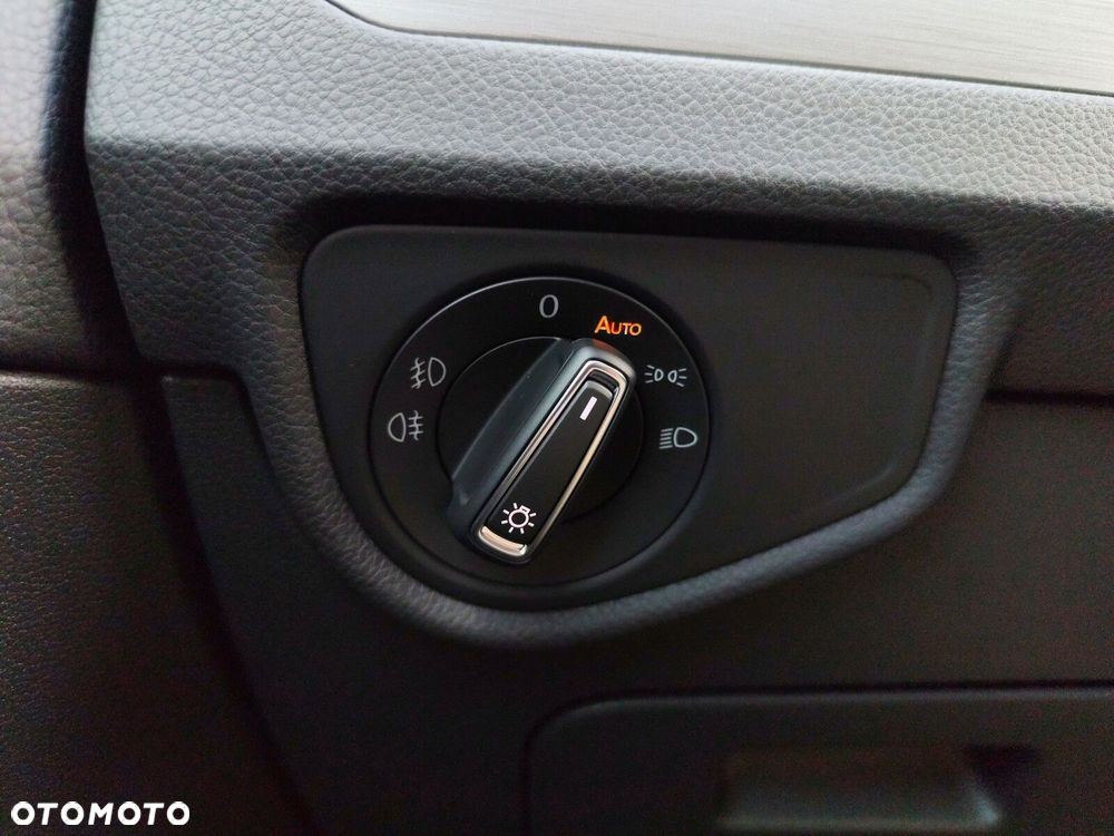 Volkswagen Touran 2.0 TDI BMT Comfortline DSG - 20