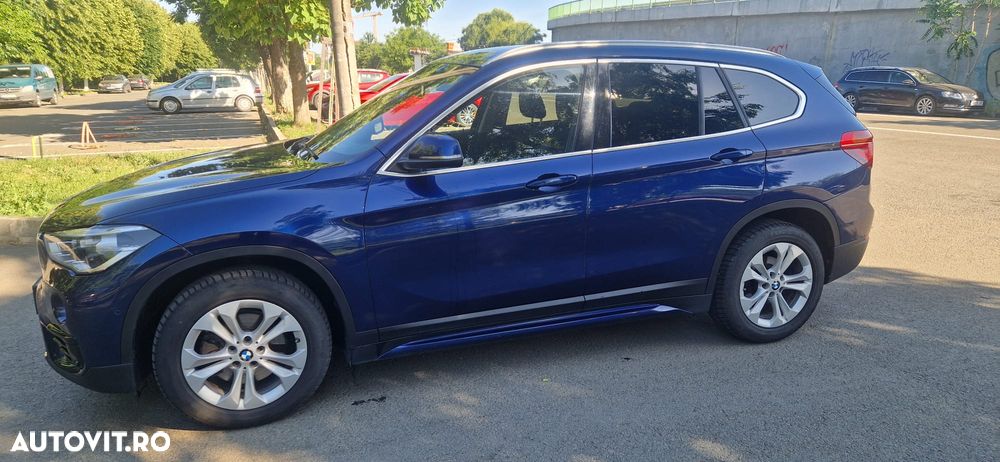 BMW X1 xDrive18d Aut. Sport Line - 1