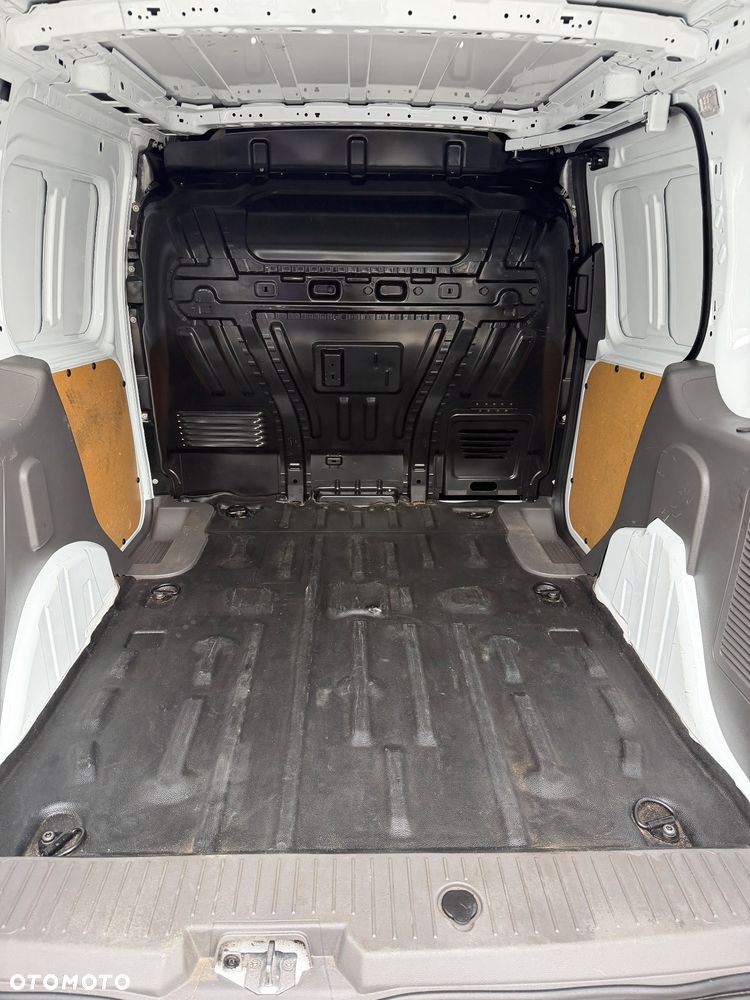Ford Transit Connect - 13