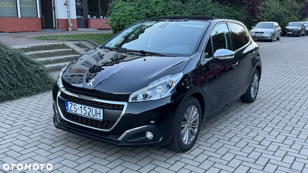 Peugeot 208 1.2 PureTech Allure S&S - 1