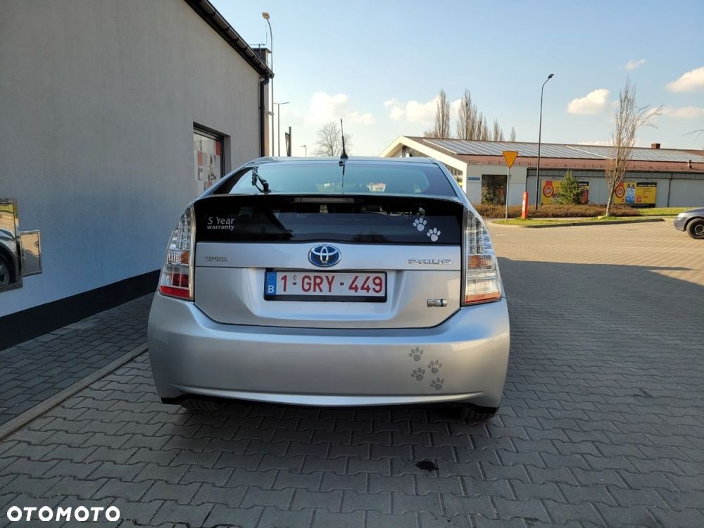Toyota Prius - 10
