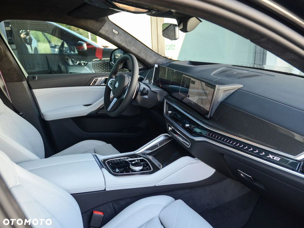 BMW X6 xDrive40d mHEV sport - 36