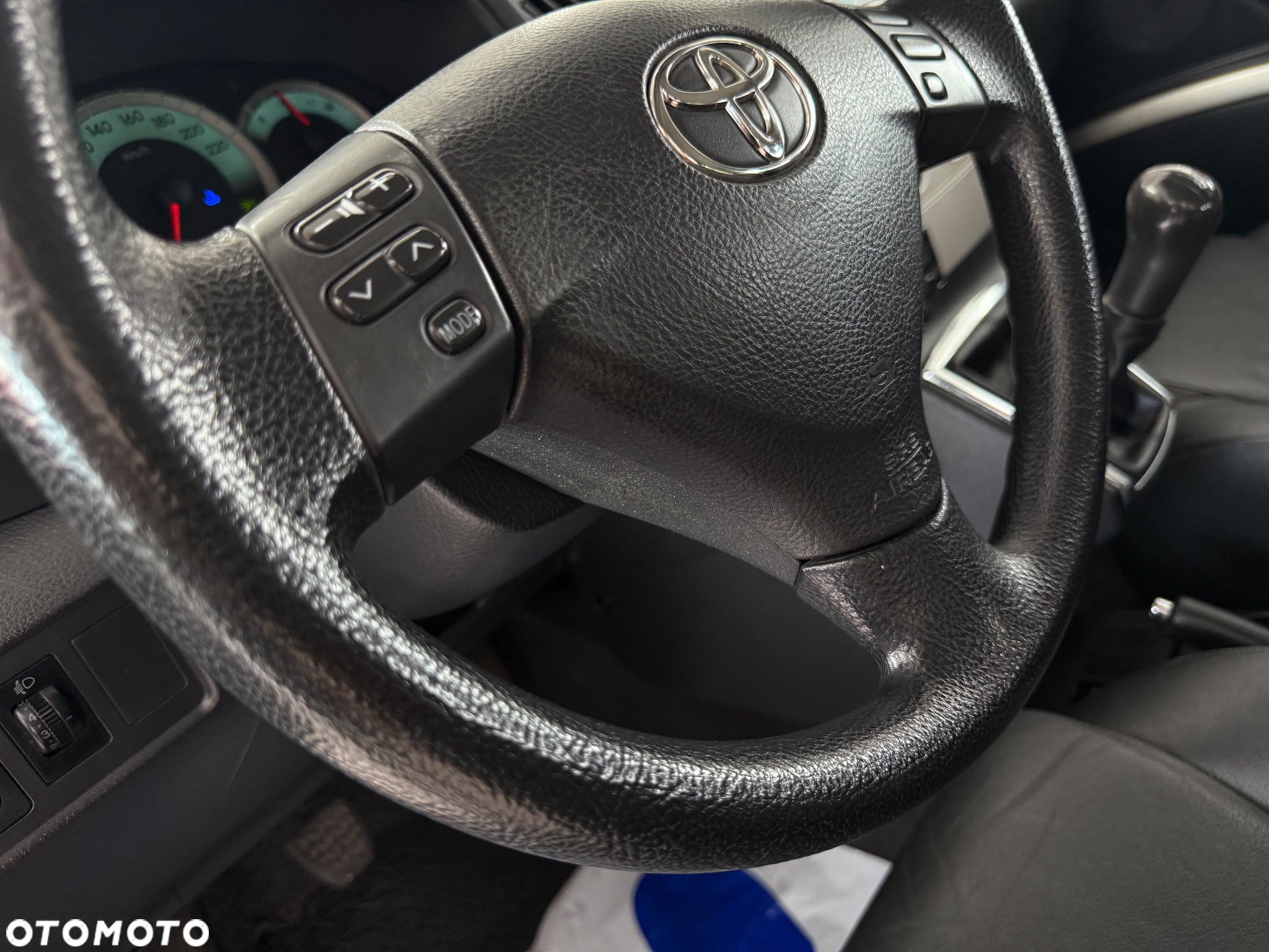 Toyota Corolla Verso 2.0 D-4D - 21