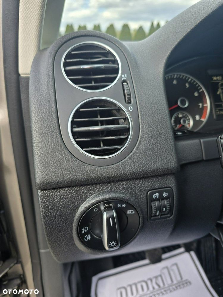 Volkswagen Golf Plus - 16