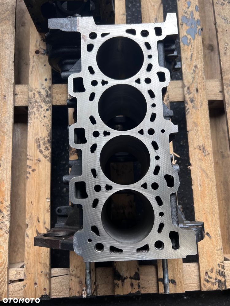 Blok silnika Renault Master III M9T 708 - 3