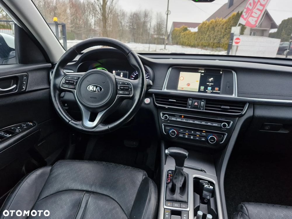 Kia Optima - 25