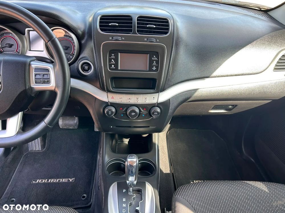 Dodge Journey - 14