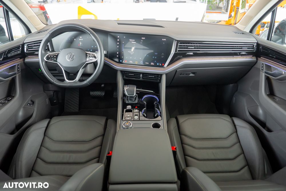 Volkswagen Touareg 3.0 V6 e-Hybrid 4Motion Aut. Elegance - 18