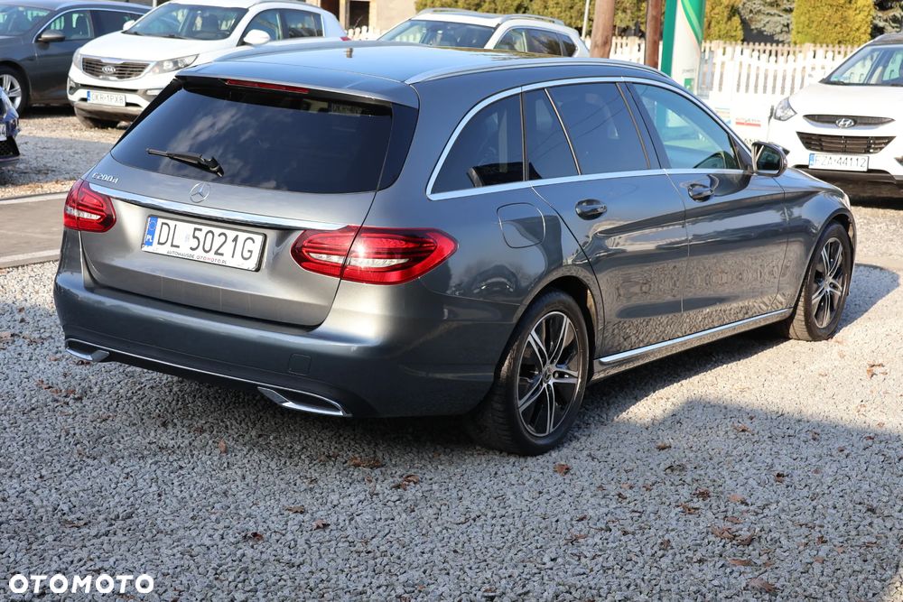 Mercedes-Benz Klasa C 200 d Avantgarde - 4