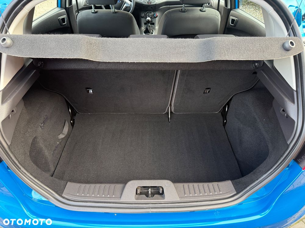 Ford Fiesta 1.6 TDCI SYNC Edition - 13