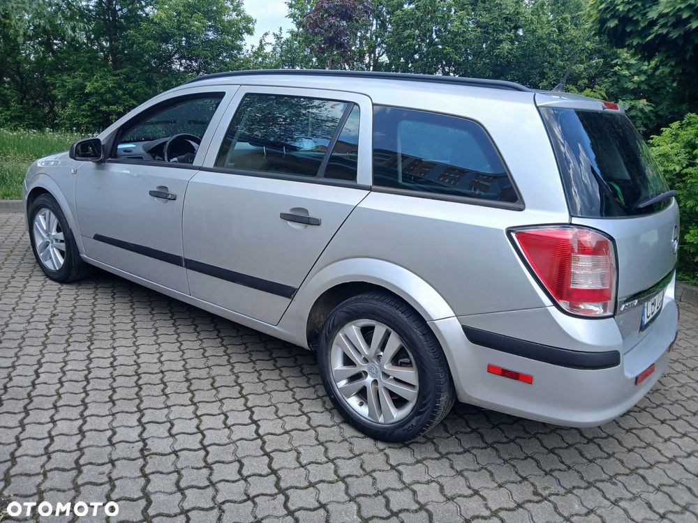 Opel Astra - 2
