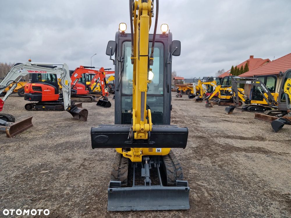 Komatsu PC 16 R , Cat, Kubota, Yanmar vio 27 , sv  26 , - 8