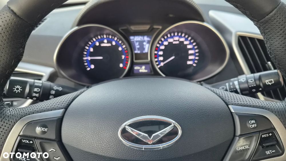 Hyundai Veloster 1.6 GDI Premium - 27