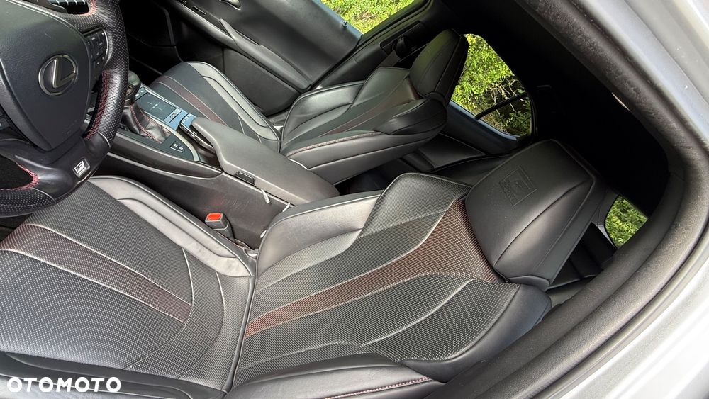 Lexus UX 250h F Sport 2WD - 16