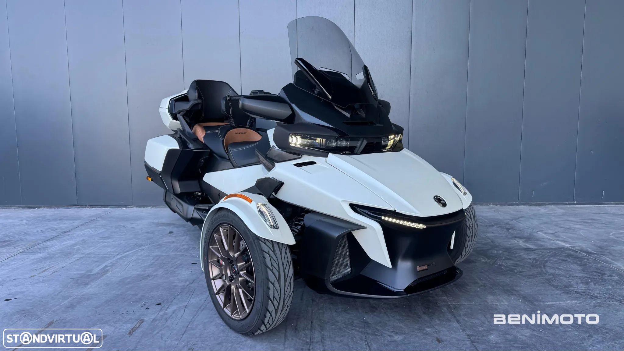 Can-Am Spyder RT Limited Sea-To-Sky - 1
