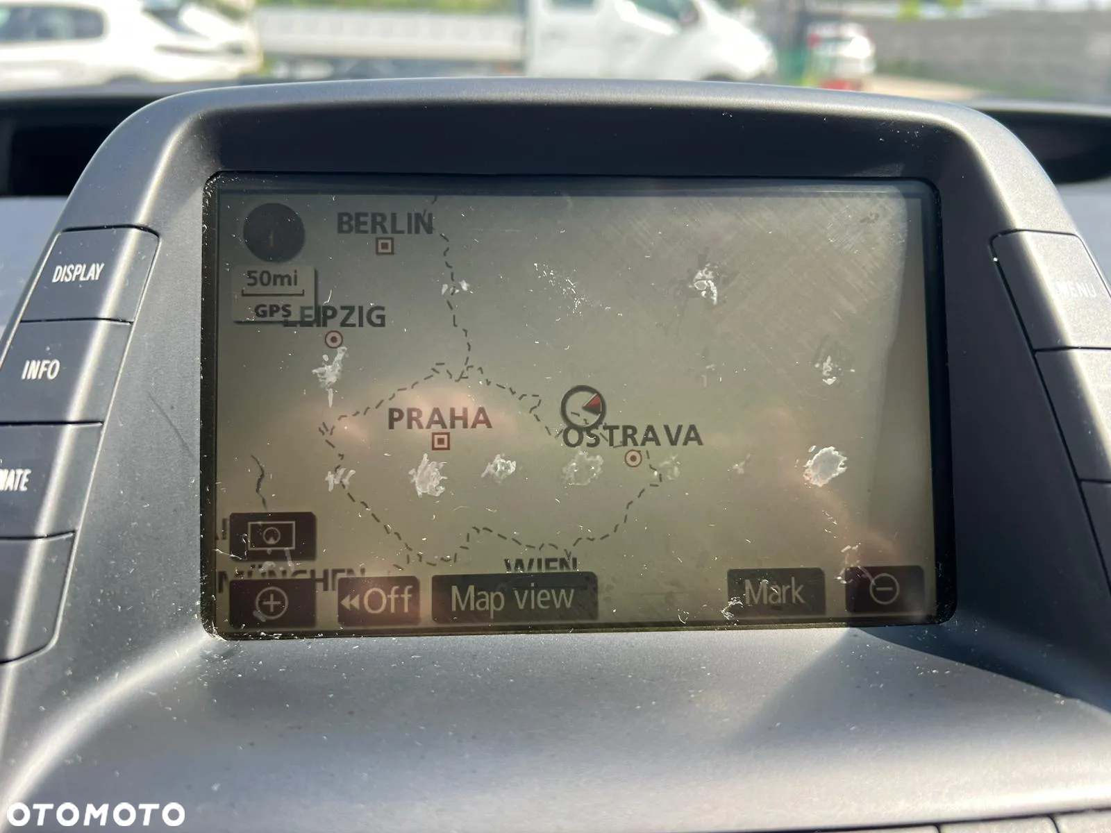 Toyota Prius (Hybrid) - 20