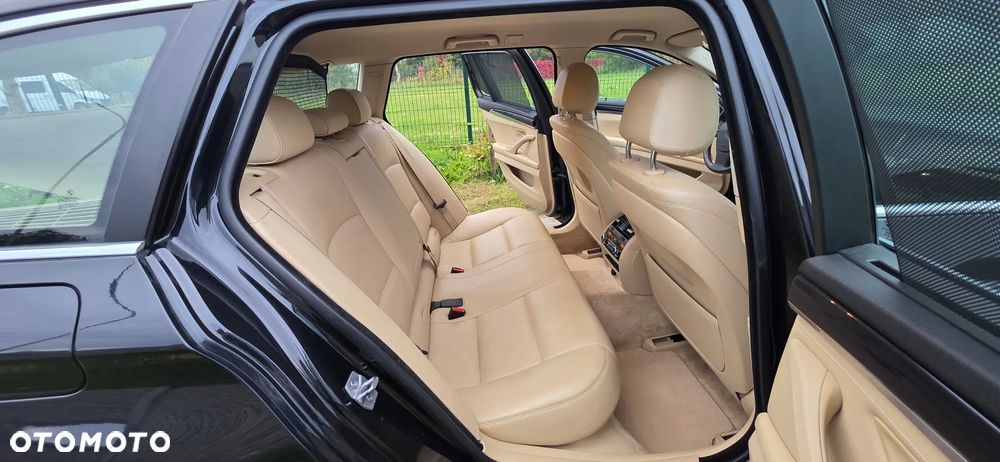 BMW Seria 5 - 25