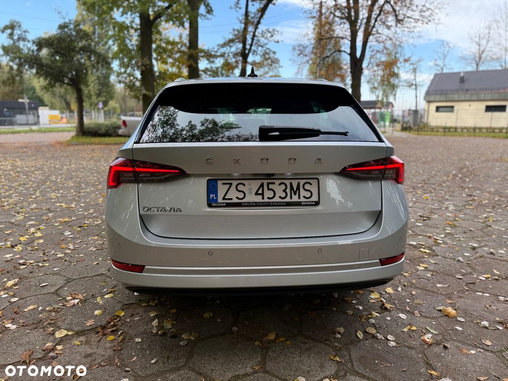 Skoda Octavia 2.0 TDI Style DSG - 10