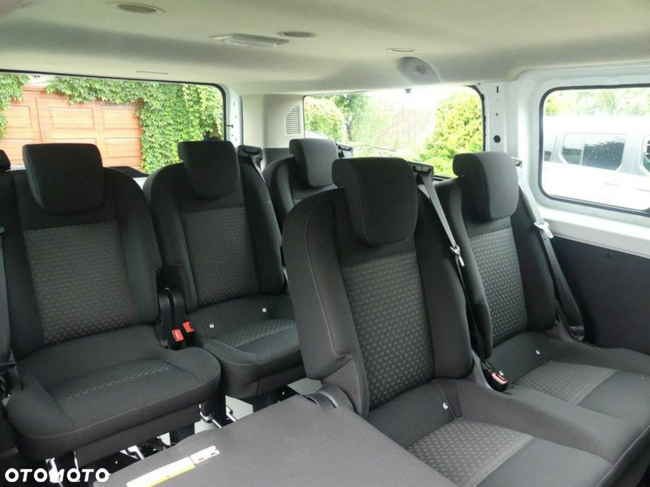 Ford Transit Custom - 13
