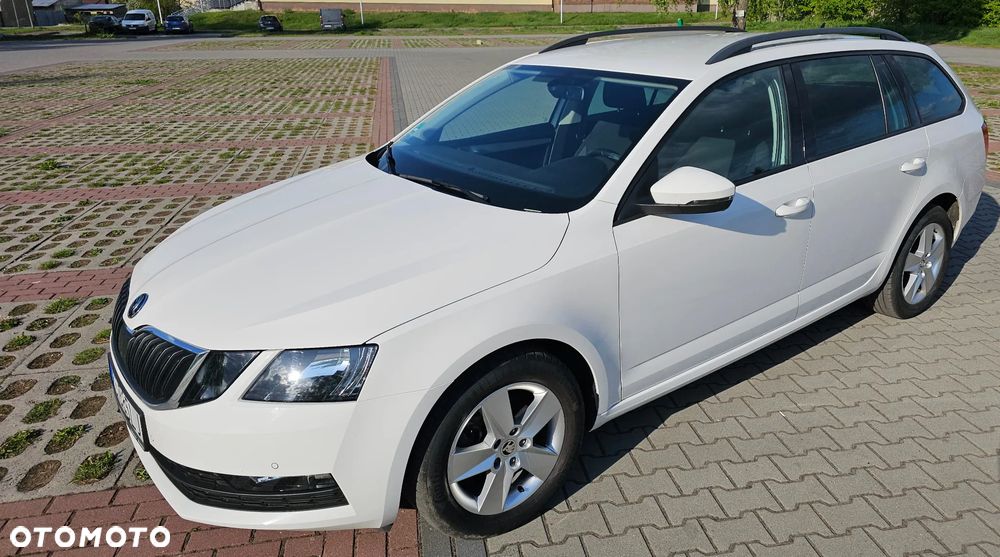 Skoda Octavia 1.5 TSI ACT Ambition - 3