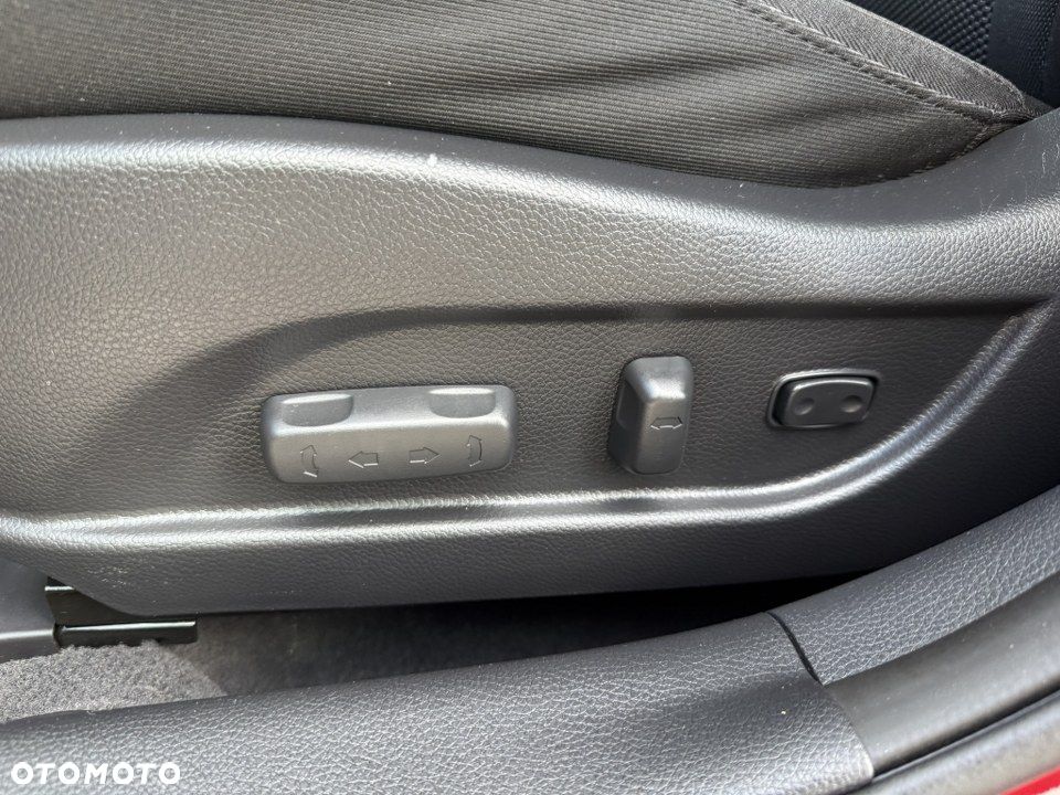 Hyundai i40 2.0 Premium - 28