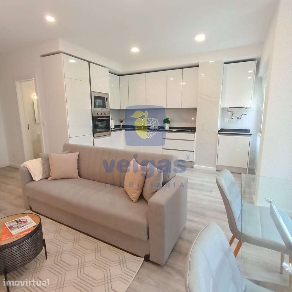 Apartamento renovado com 3 quartos em Benfica Lisboa - Grande imagem: 4/10