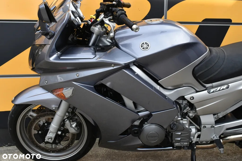 Yamaha FJR - 9