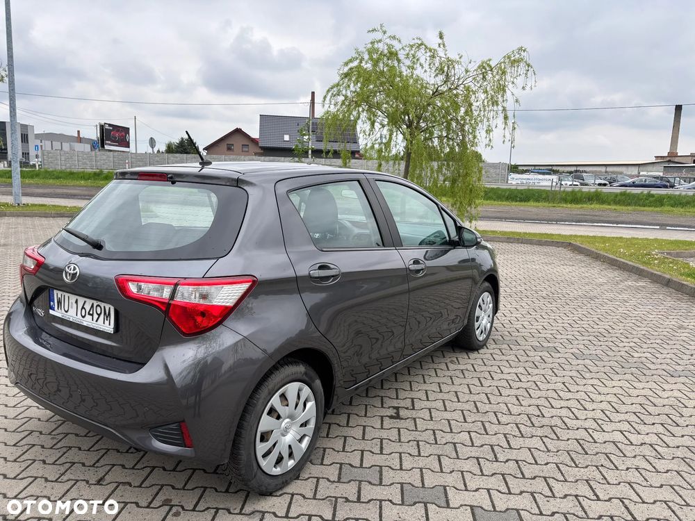 Toyota Yaris 1.0 Premium - 3