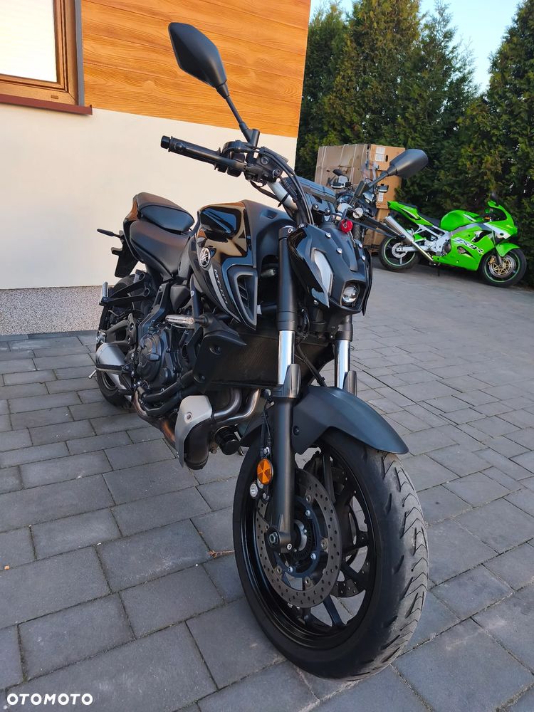 Yamaha MT - 8