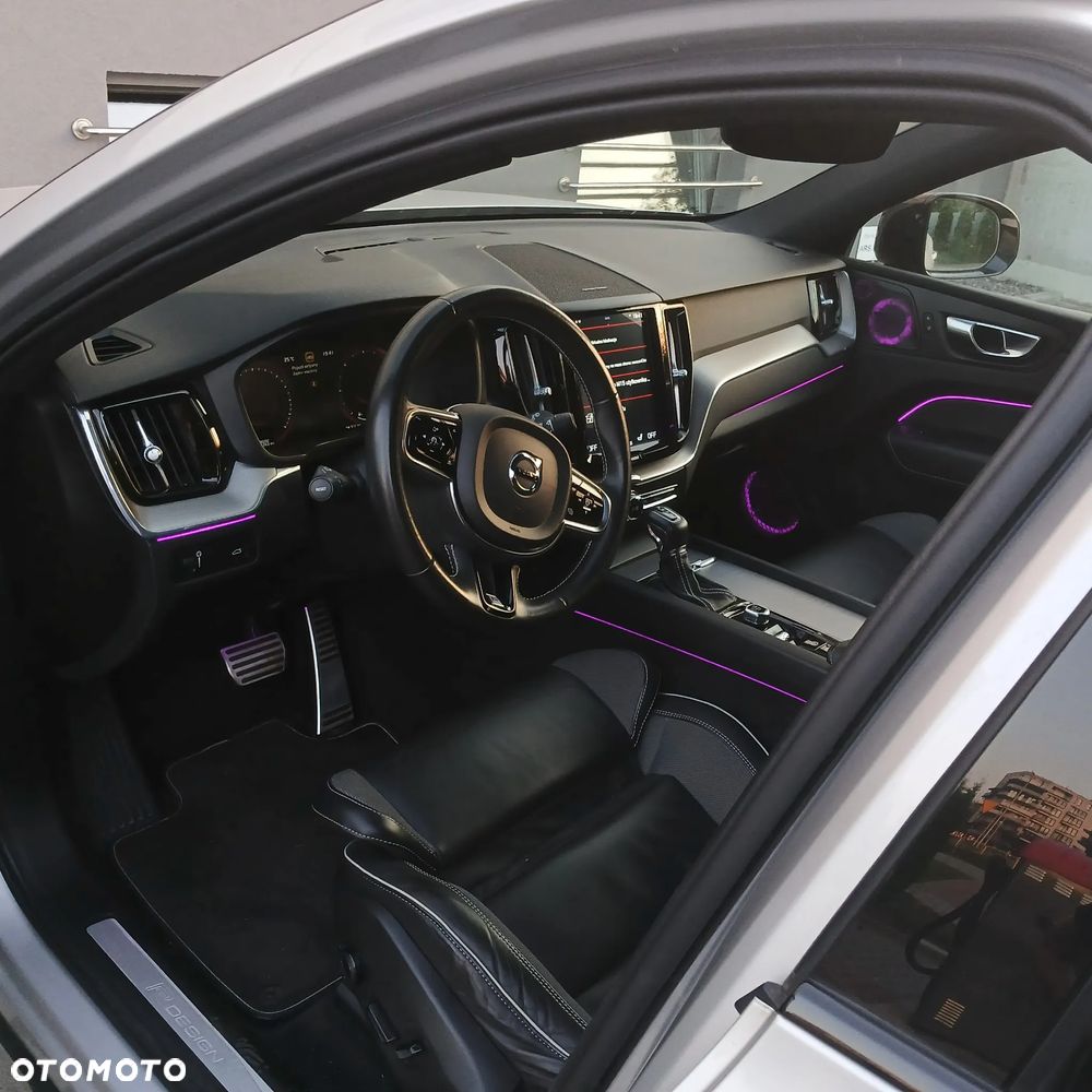 Volvo XC 60 D4 SCR R-Design - 34