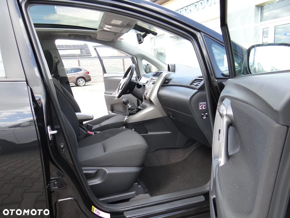 Toyota Verso 1.8 7-Sitzer Skyview Edition - 31