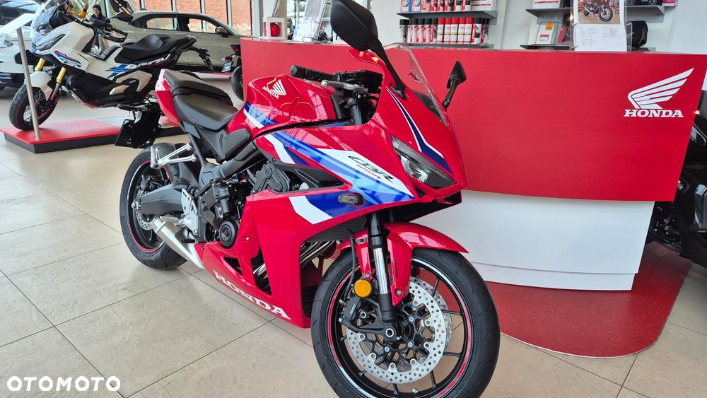 Honda CBR - 1