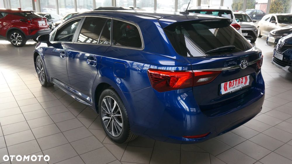 Toyota Avensis 2.0 D-4D Prestige - 15