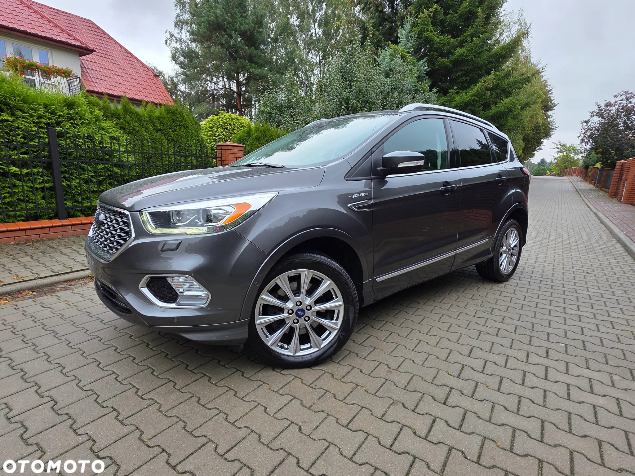 Ford Kuga - 22