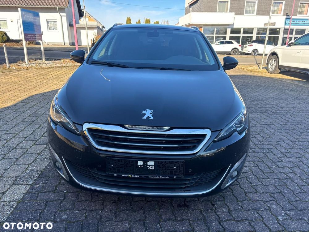 Peugeot 308 PureTech 130 GPF EAT8 Stop & Start Allure Pack - 27