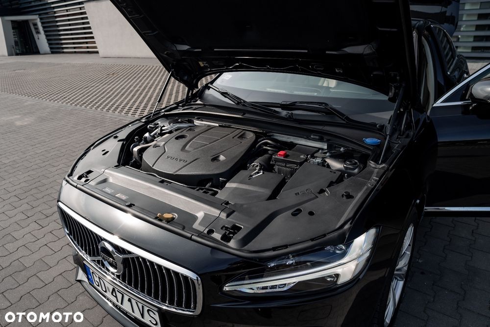 Volvo S90 D5 SCR AWD Inscription - 36