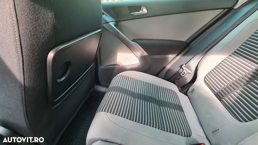 Volkswagen Tiguan 2.0 TDI DPF 4Motion Sport & Style - 12