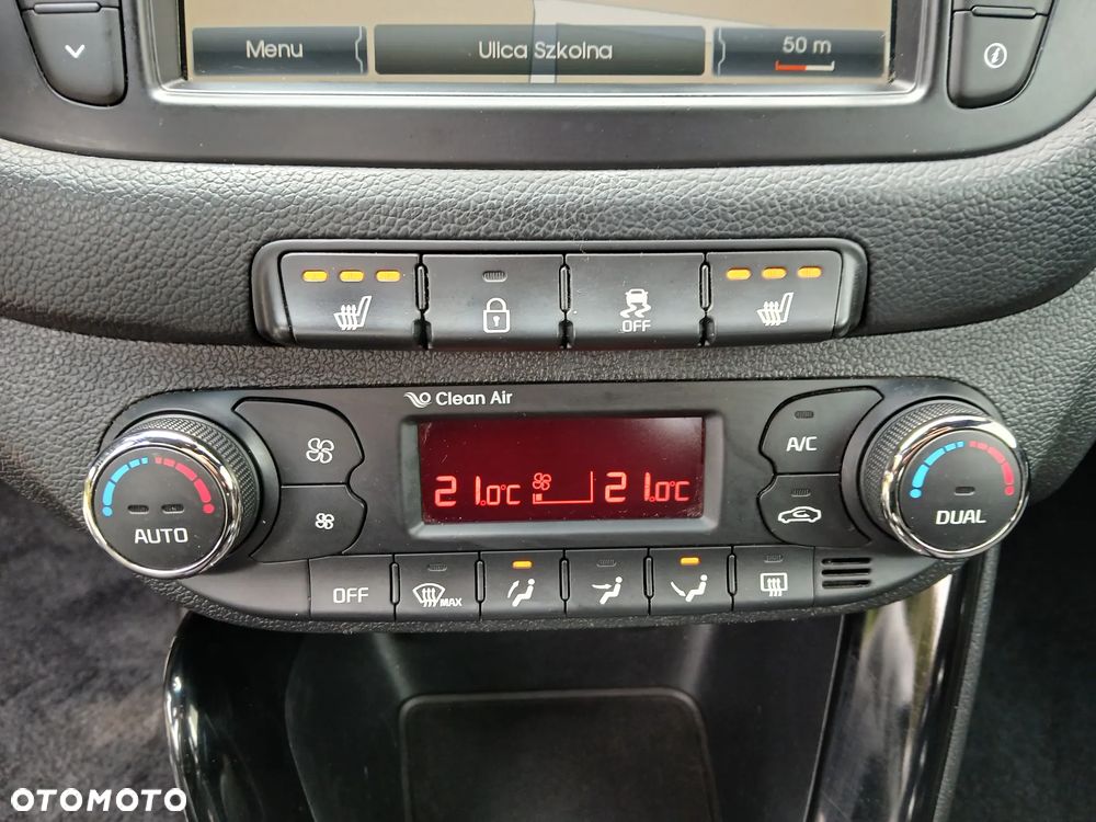 Kia Ceed 1.6 T-GDI GT - 23