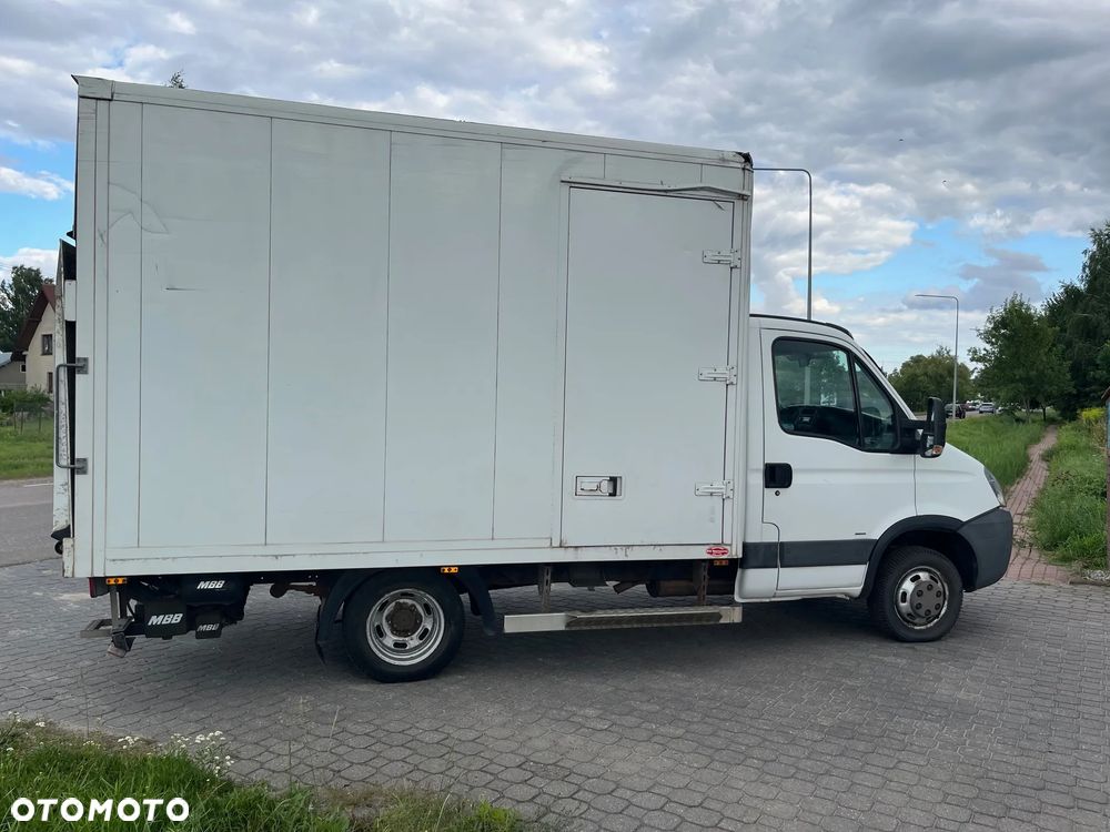 Iveco 45C15 3,0 150KM KONTNER + WINDA 2009 DMC 4600KG - 3