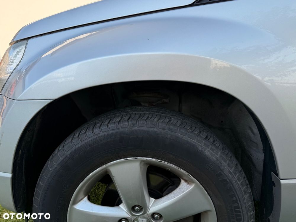 Suzuki Grand Vitara - 14