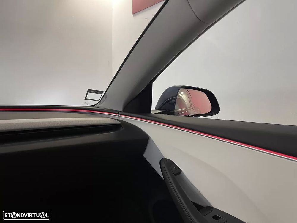 Tesla Model 3 - 46