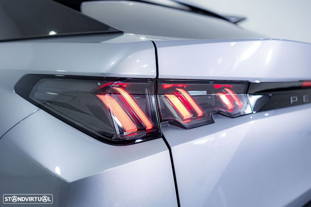 Peugeot 3008 1.2 PureTech Allure Pack EAT8 - 9