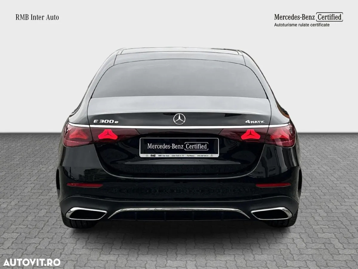 Mercedes-Benz E 300e 4Matic 9G-TRONIC - 5