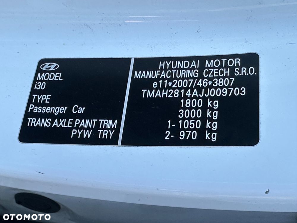 Hyundai i30 blue Kombi 1.4 Trend - 27