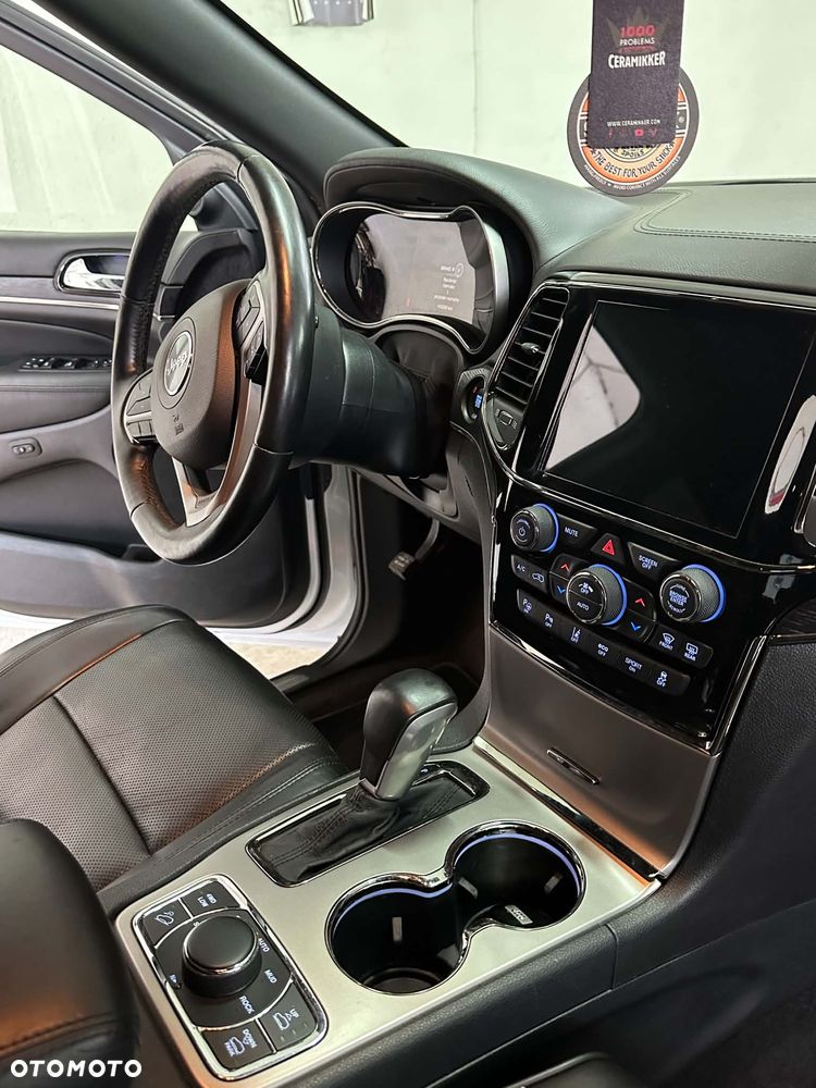 Jeep Grand Cherokee 5.7 V8 HEMI Overland Summit - 7