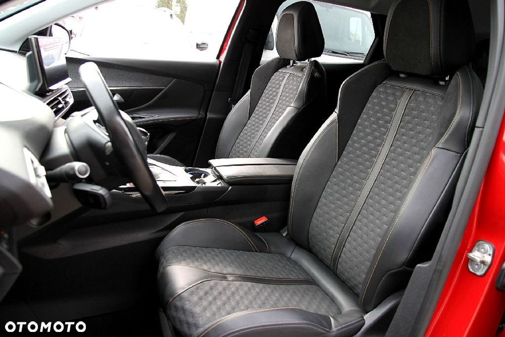 Peugeot 3008 1.2 PureTech Road Trip S&S - 19