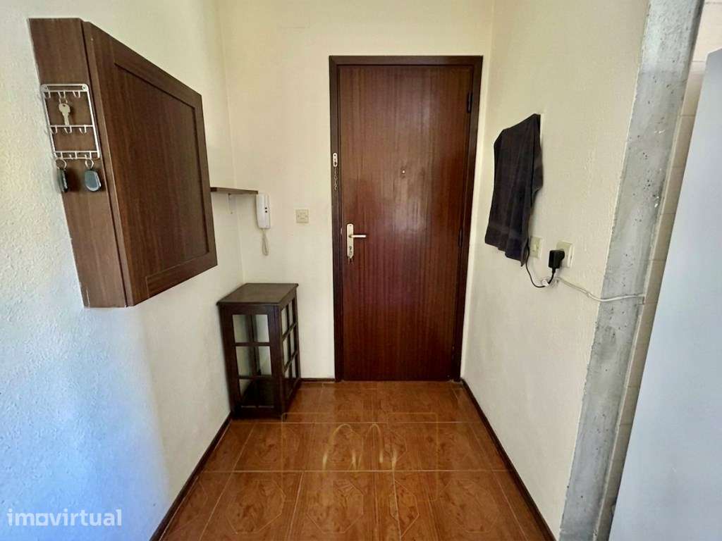 T2 na Póvoa de Varzim, na zona da via B (ótimo investimento) - Grande imagem: 2/15