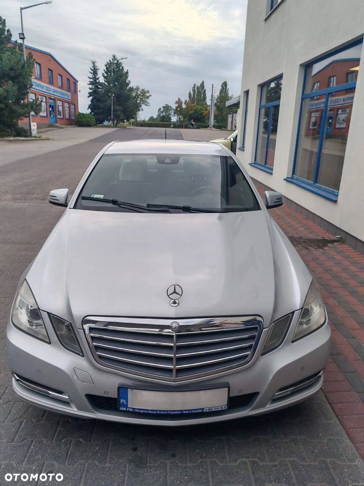 Mercedes-Benz Klasa E 200 BlueTEC 7G-TRONIC Classic - 3