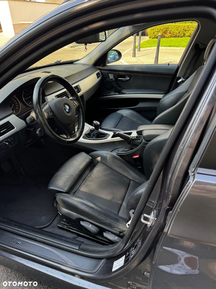 BMW Seria 3 320d - 11